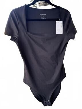 REORIA Black Square Neck Short Sleeve Bodysuit Size L